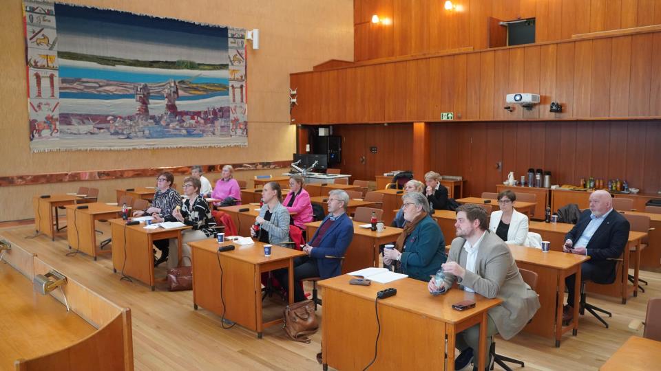 Lenke til artikkel: Kommunal- og forvaltningskomitéen besøkte Kristiansund