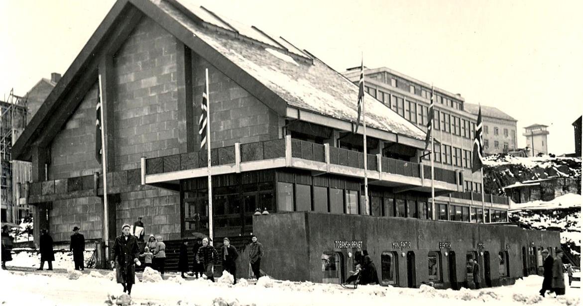 Rådhuset fyller 70 år på tirsdag - Kristiansund kommune