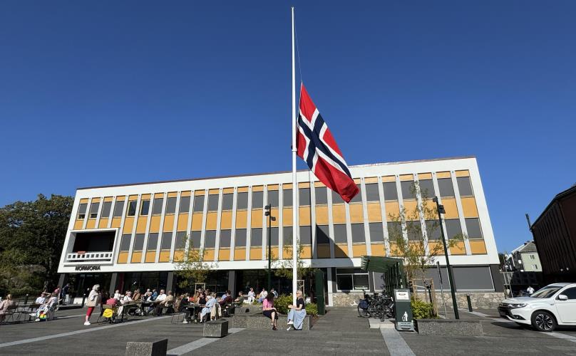 Lenke til artikkel: Slik hedres kong Harald i Kristiansund