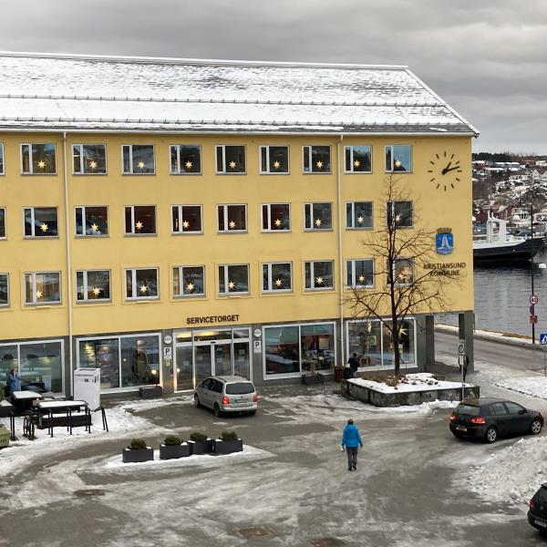 Vågeveien 4 er adressen til seksjon for forvaltning, helse og omsorg