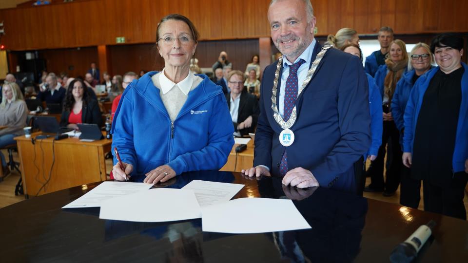 Lenke til artikkel: Signering av samarbeidsavtale