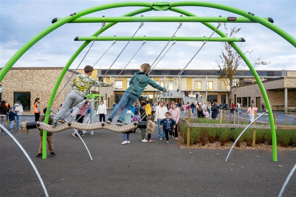folk skole - Klikk for stort bilde
