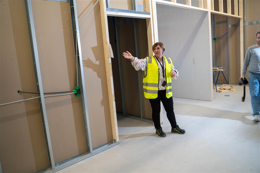 byggeplass dame - Klikk for stort bilde