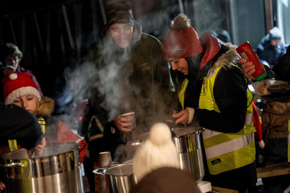 folk - Klikk for stort bilde