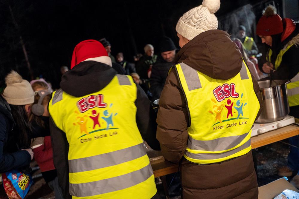 folk - Klikk for stort bilde