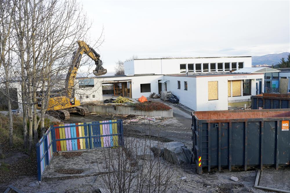 gravemaskin folk utendørs - Klikk for stort bilde